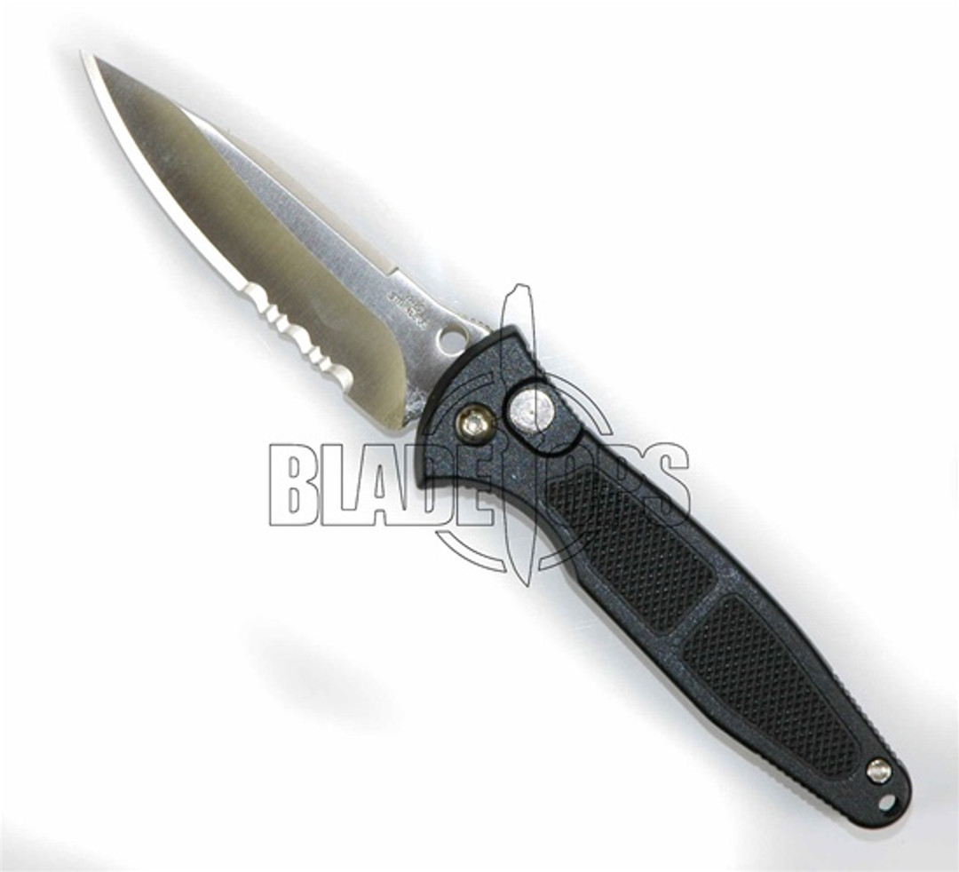Utility Automatic Knife, Part Serrated