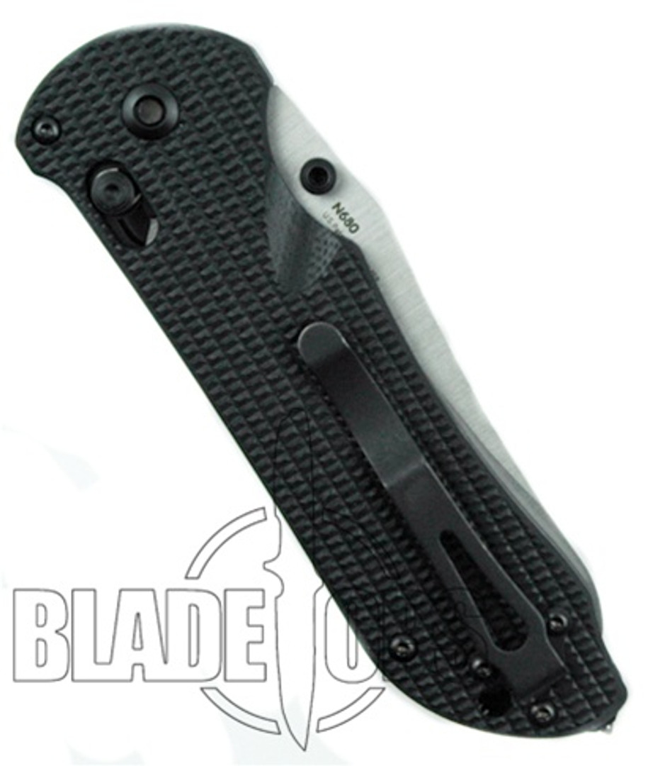 Benchmade 915S Triage Folder Knife, N680 Satin Combo Blade