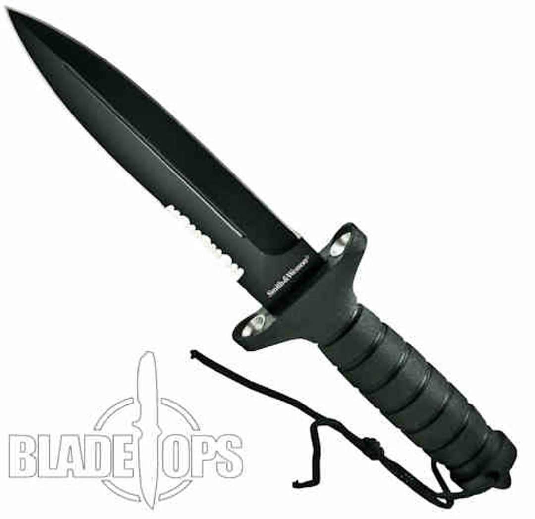 Smith & Wesson Dual Edge Tactical Fixed Blade Knife