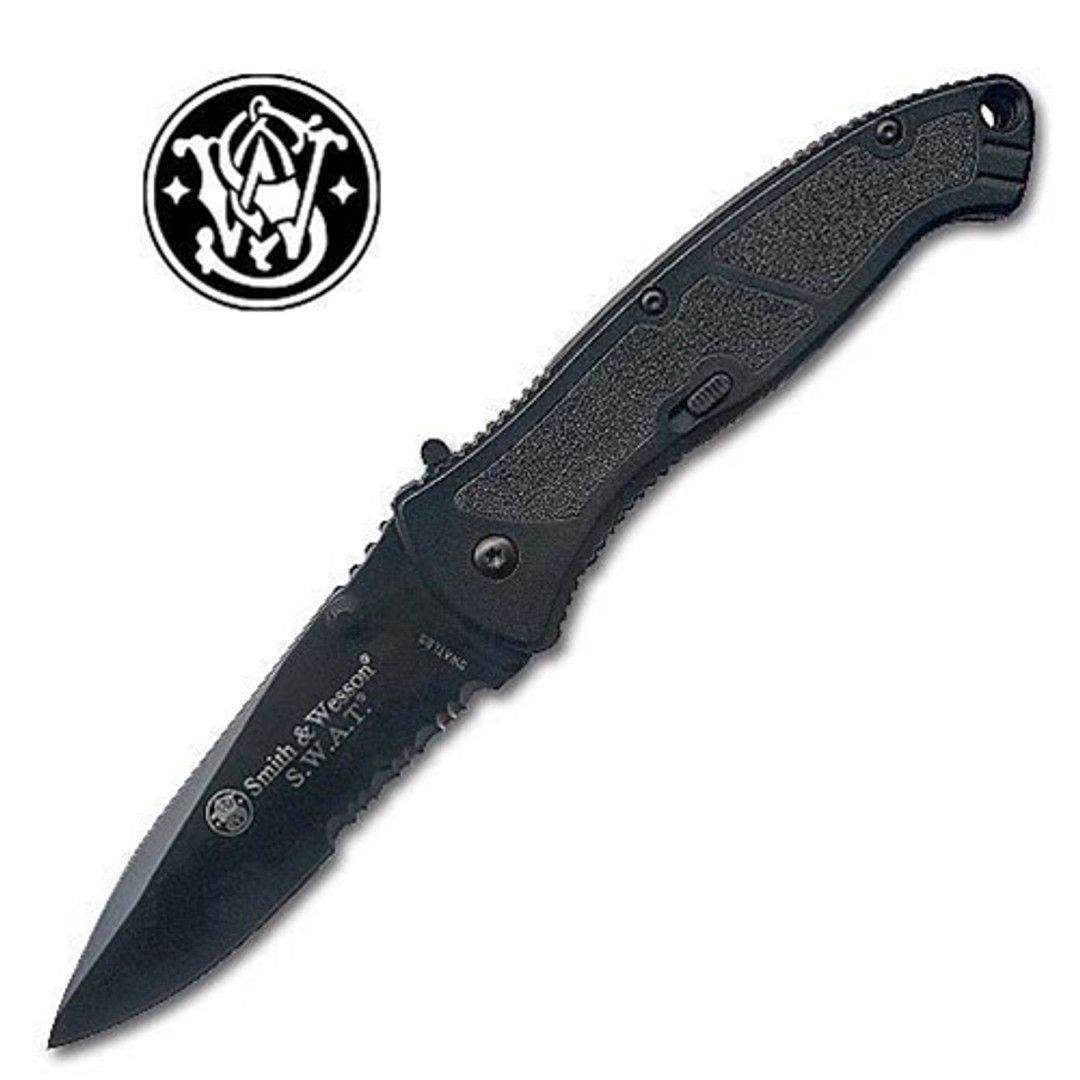 Smith & Wesson Large S.W.A.T., Part Serrated , Assisted Opening