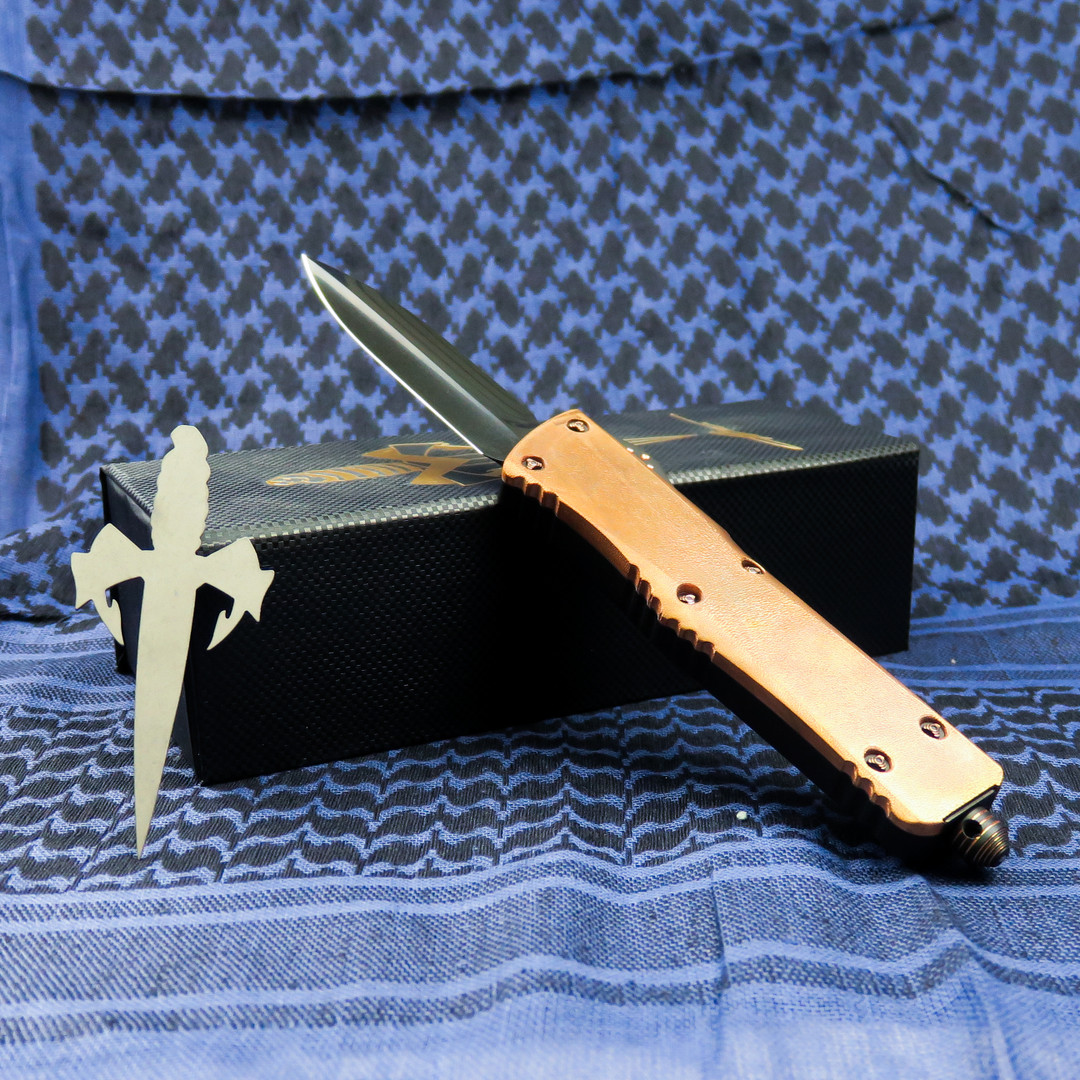 Marfione Custom Combat Troodon Blue Carbon Fiber Tanto OTF Auto Knife, Stonewash Blade glamour shot