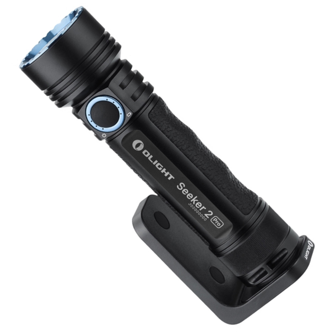 Olight Seeker 2 Pro Rechargeable Flashlight, CREE XP-L 3200 Lumens, Charge