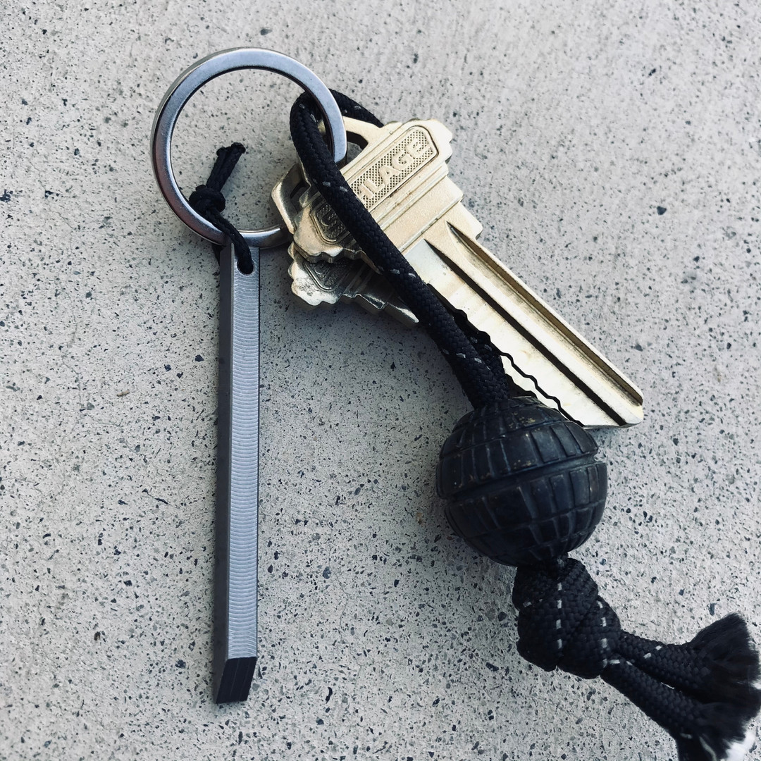 Gear Spool Mighty Mini Titanium Keychain Pry Bar, Keychain