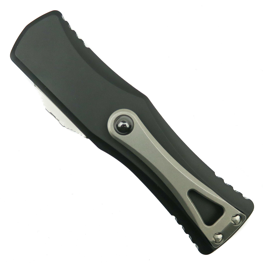 Microtech Hera OTF Knife, Stonewash Dagger Blade, Clip View
