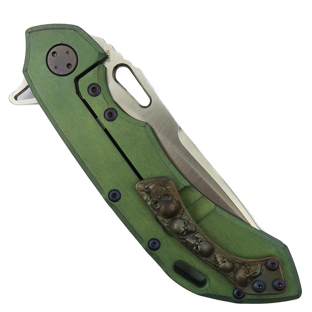 Olamic Cutlery Kinetic Rainforest, Wayfarer 247 Knife, Satin Tanto Blade , Clip View