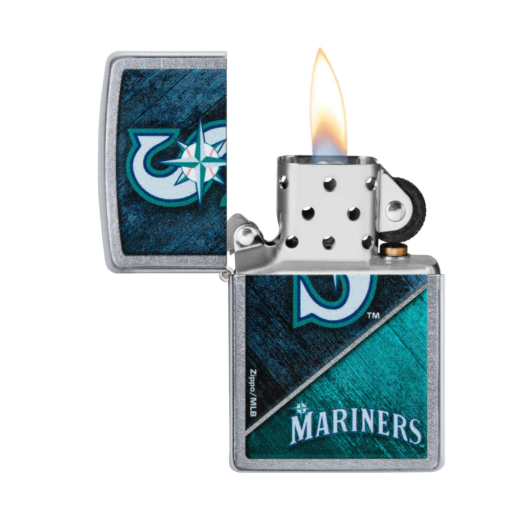 Zippo 207 MLB Seattle Mariners Lighter, open view