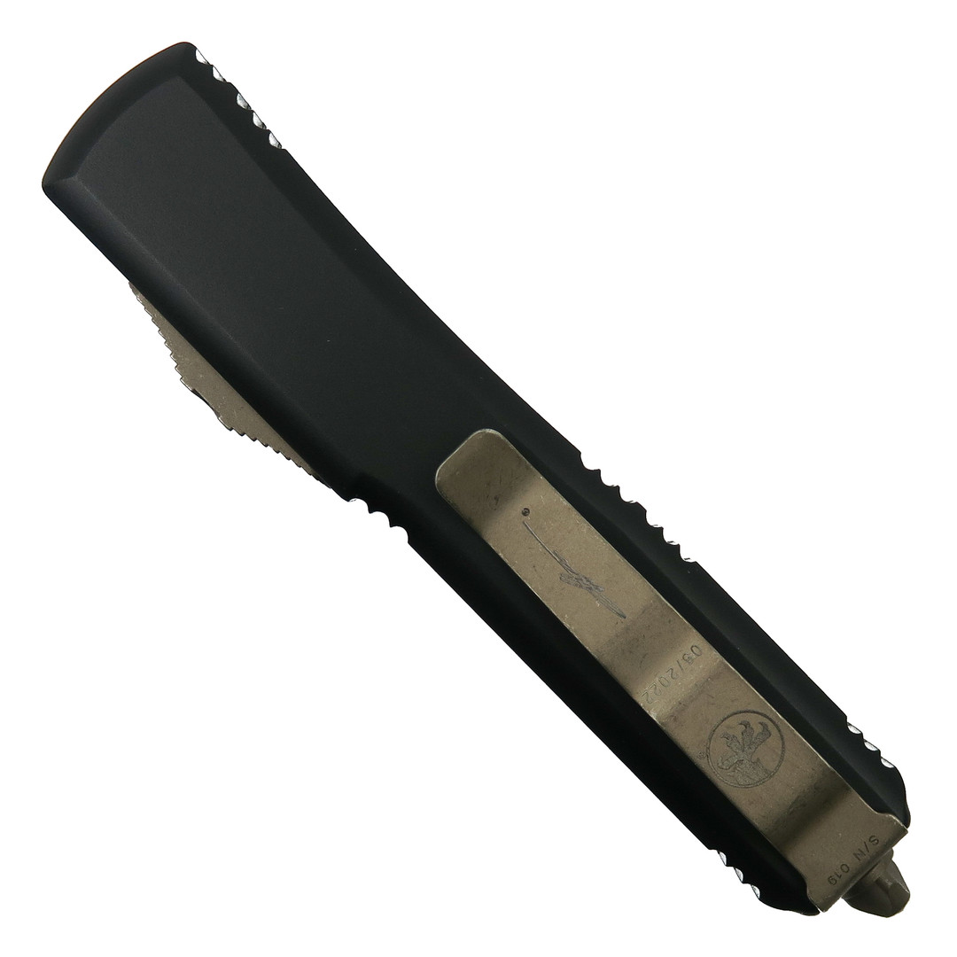 Microtech Signature Series Carbon Fiber Ultratech OTF Auto Knife, Apocalyptic Bronze Bayonet Blade, Clip View
