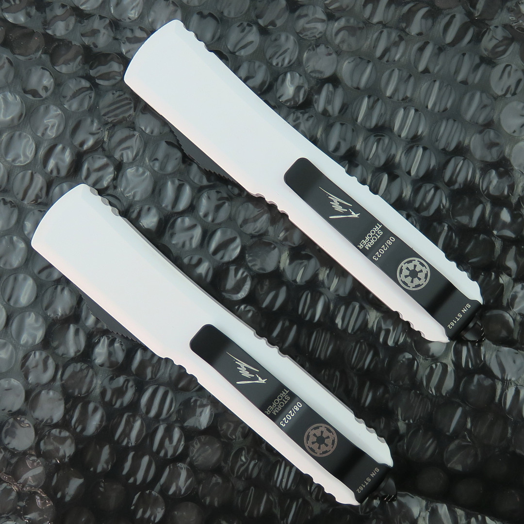 Microtech Signature Series Storm Trooper Ultratech Set, Warhound and Hellhound, Clip View, Black Background