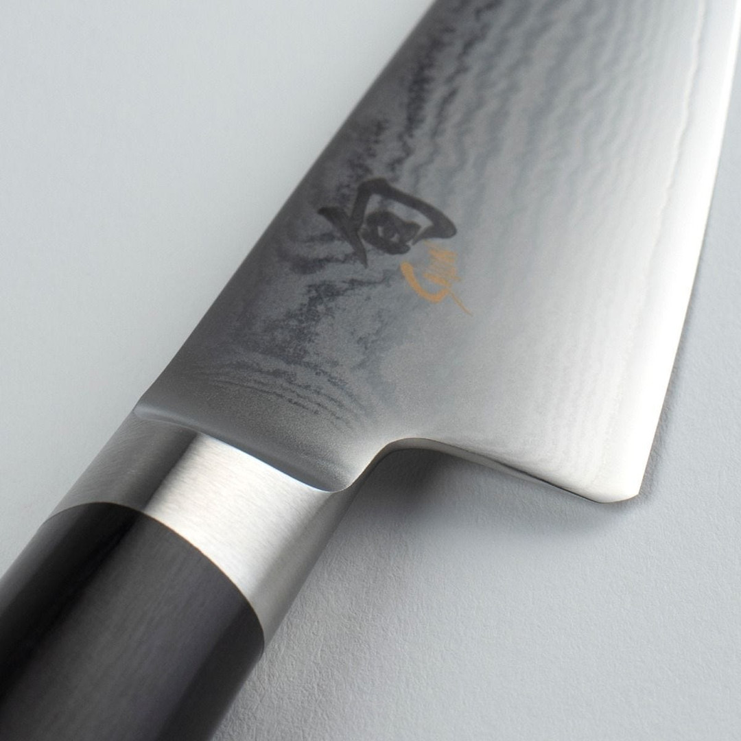 Shun DM0749 Classic Asian Multi-Prep 4.5" Blade, Pakkawood Handle, Closeup View