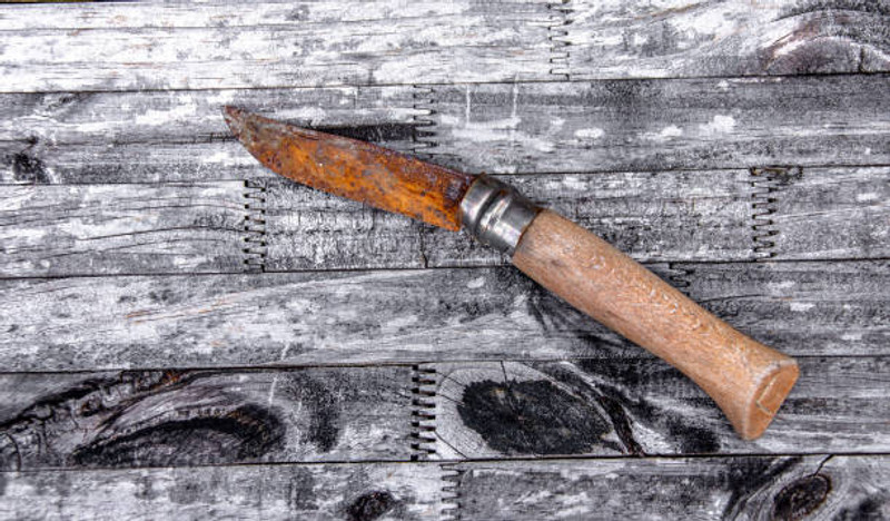 How to Clean a Rusty Knife: A Comprehensive Guide