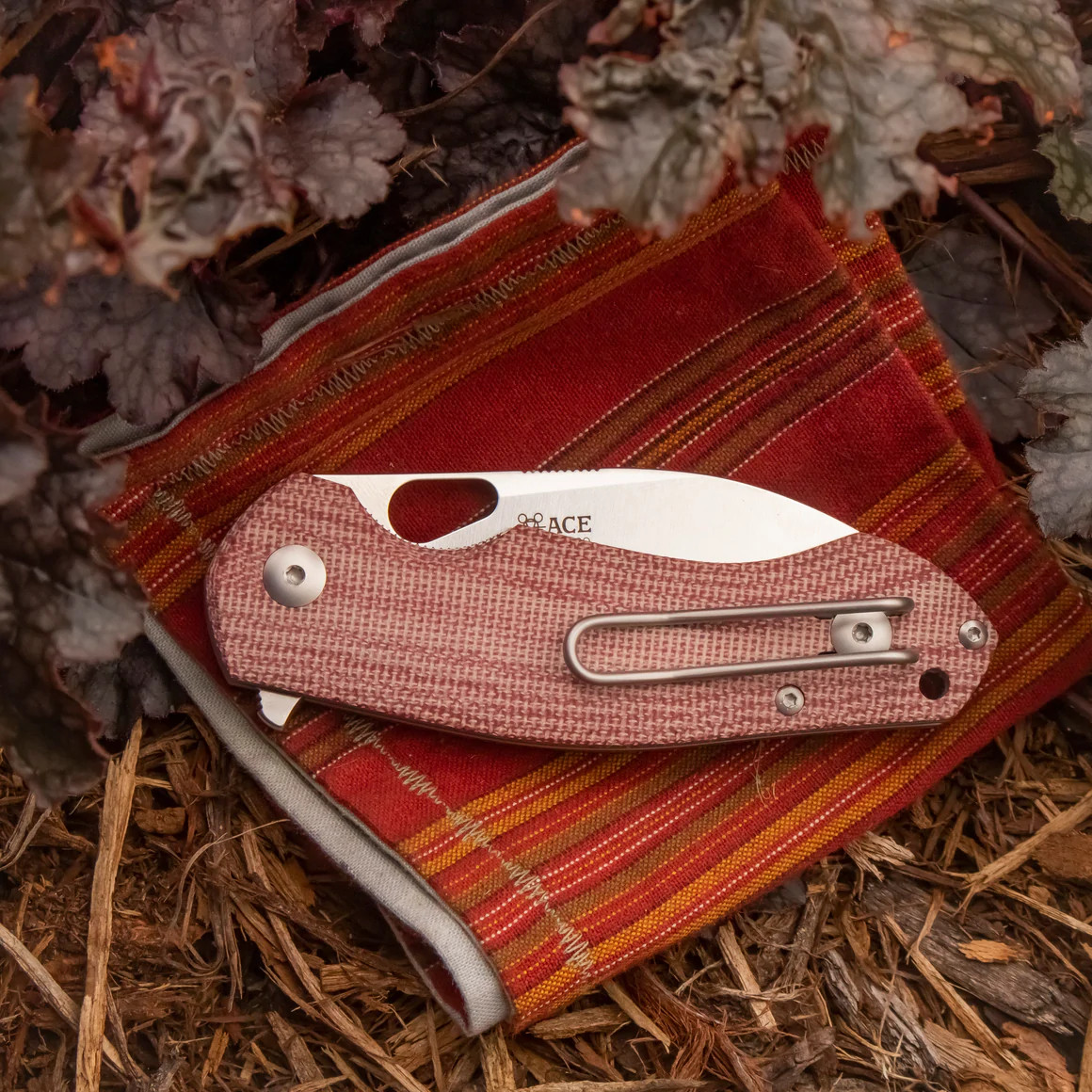 GiantMouse ACE Biblio Red Canvas Micarta Folding Knife, Satin