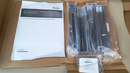 Lenovo DB610S Mid-mount (Telco) Rack Kit 01KP847