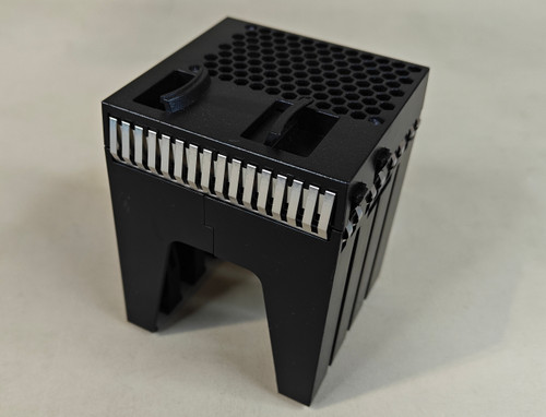 Lenovo X3650 M5 2.5 4-Bay Hard Drive Blank 00KF417