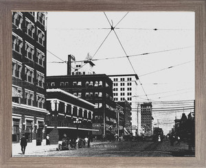 Oklahoma grand Avenue 1920 Black And White City Barnwood Framed Wall Decor Art Print Picture (19x23) Oklahoma grand Avenue 1920 Black And White City Barnwood Framed Wall Decor Art Print Picture (19x23)