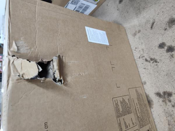 HP BOX DAMAGED HP P22h G5 -64W30AA- 21.5" FHD IPS / 5MS / VGA, DP, HDMI / HAS, TILT / VESA / 3 YR WTY (Replaces 7UZ36AA) 