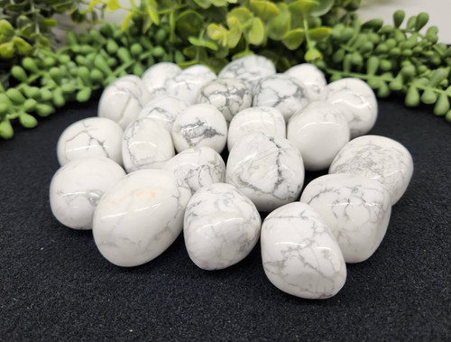 White howlite tumbled stones