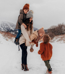 Traveling with your toddler? Tips to Buy the Perfect Baby Carrier Traveling with your toddler? Tips to Buy the Perfect Baby Carrier