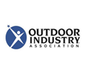 Outdoor Industry Assn. – Piggyback Rider invites you to tote a toddler in style at Winter OR