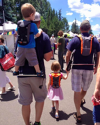 Make Summer Travel Easy with the Piggyback Rider 