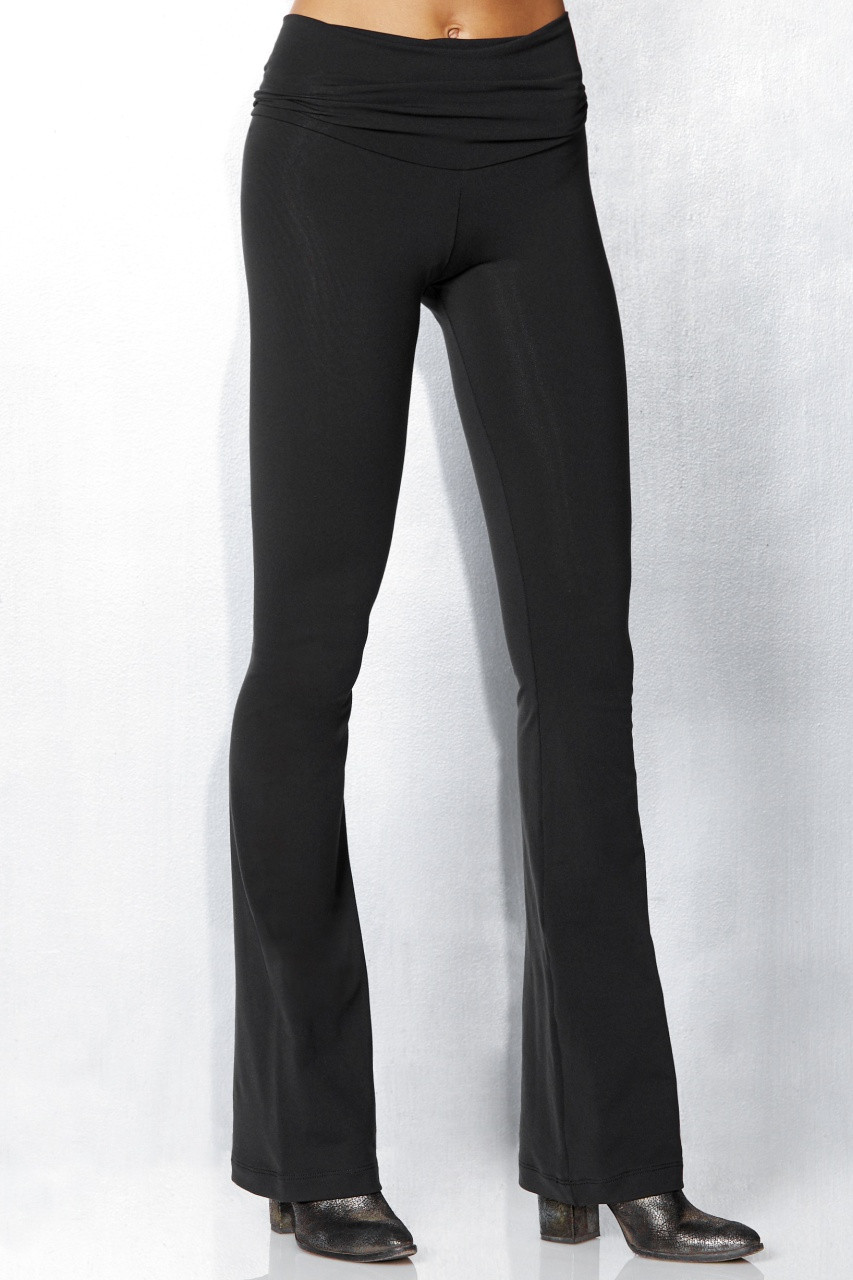 Yoga V Bootleg Pants - Supplex - Rogiani Inc