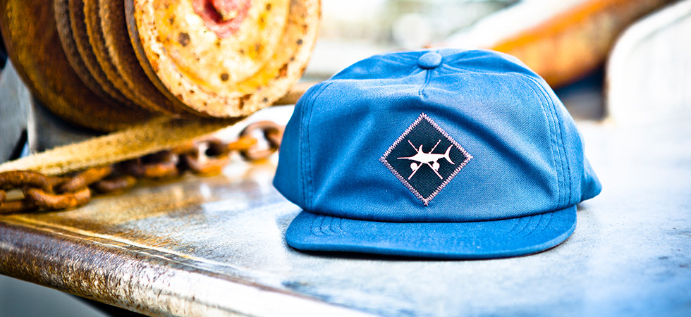 Caps