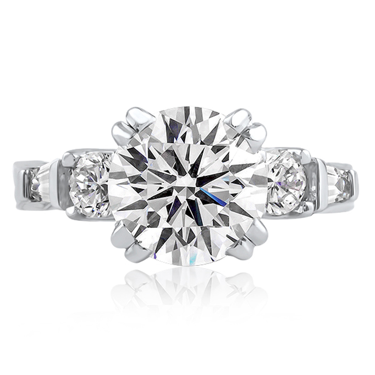 Palma: 1.5 carat round diamond engagement ring