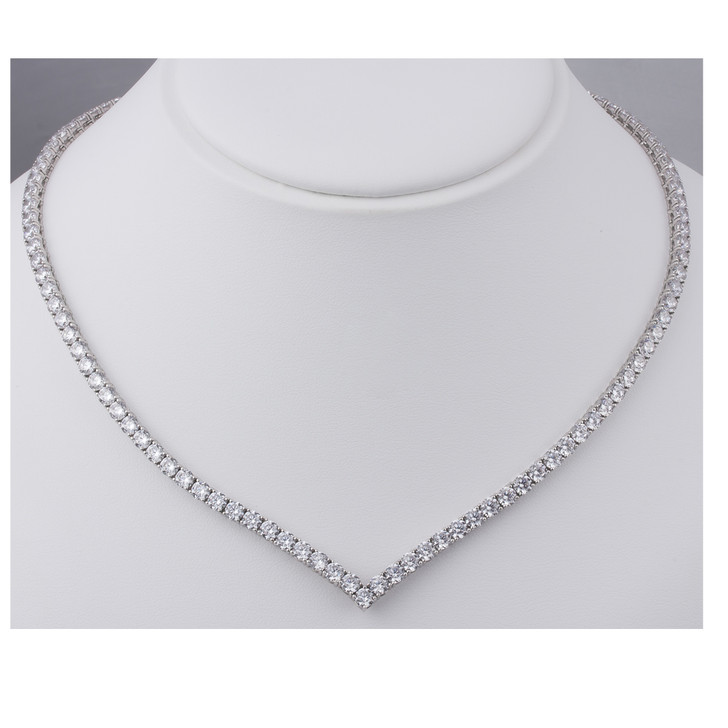 V-Style Diamond Tennis 18K White Gold Necklace