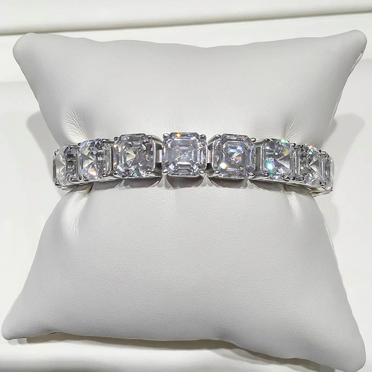 Étoile Diamond Bangle, large – Briony Raymond New York