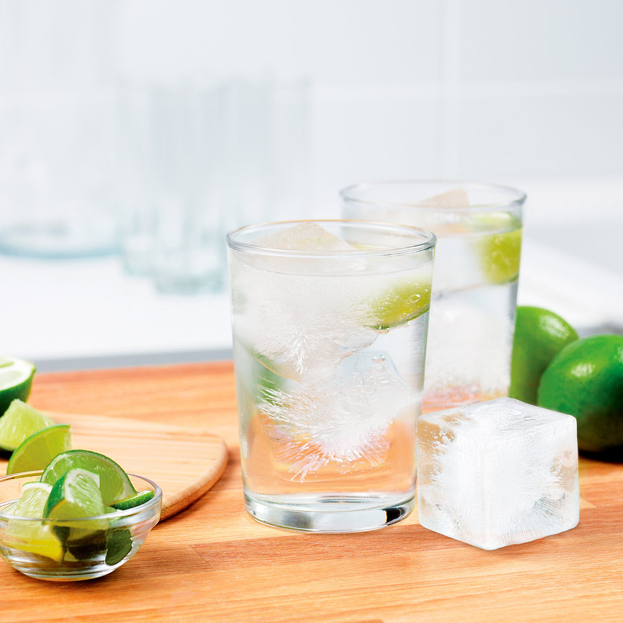 Tovolo King Cube Ice Tray - Thumbnail 3