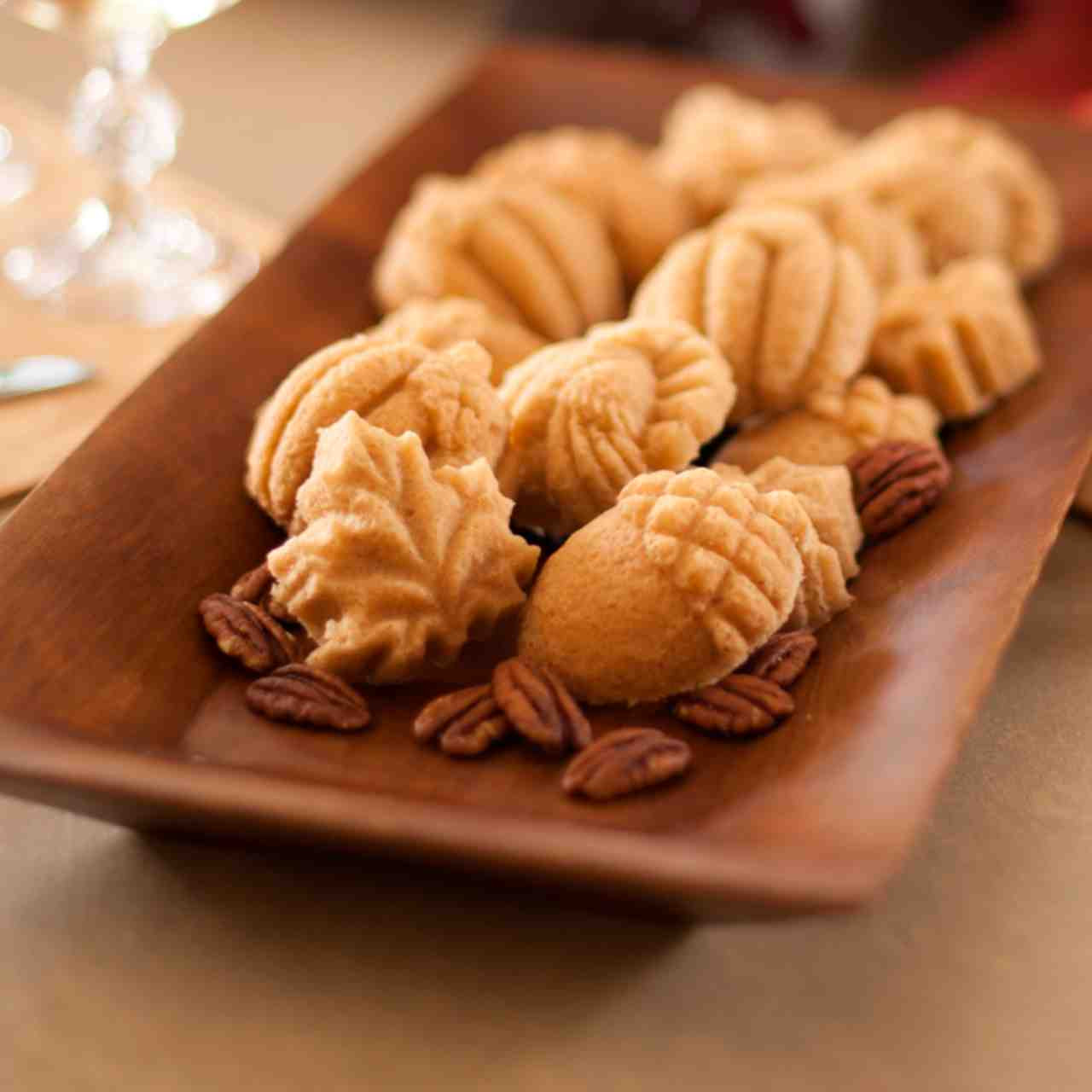 Nordic Ware Autumn Cakelet Pan Bronze | Because You Cook