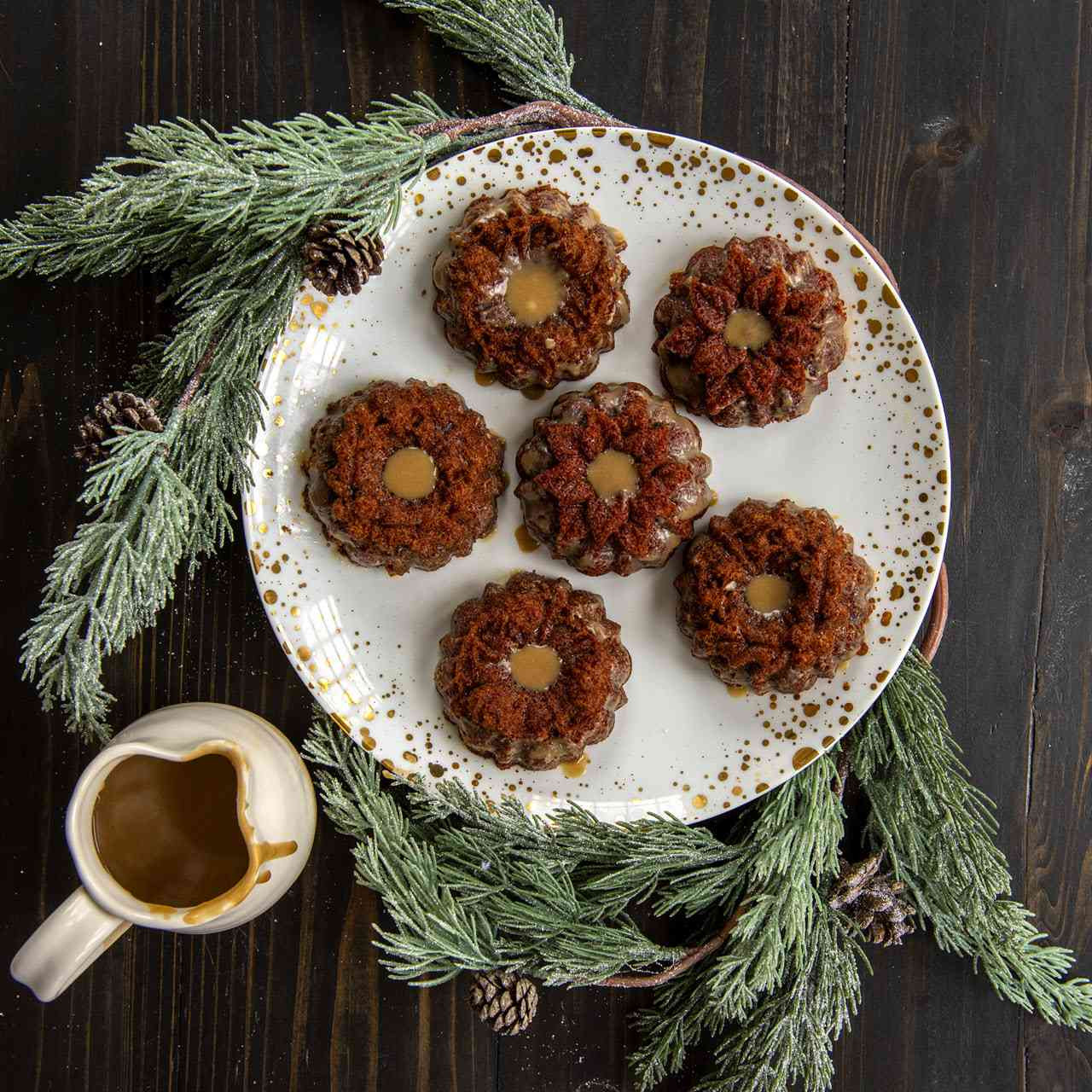 Nordic Ware Wreathletteノルディックウエア Wreathlettes Pan | Holiday Bakeware | Christmas Baking Pans