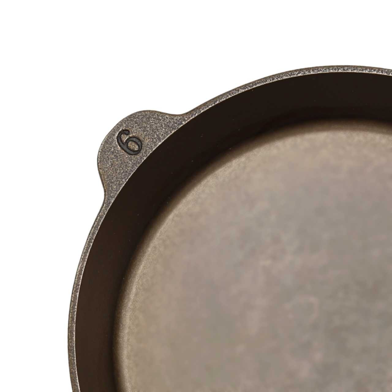 Lancaster No. 6 Cast Iron Skillet - Thumbnail 4