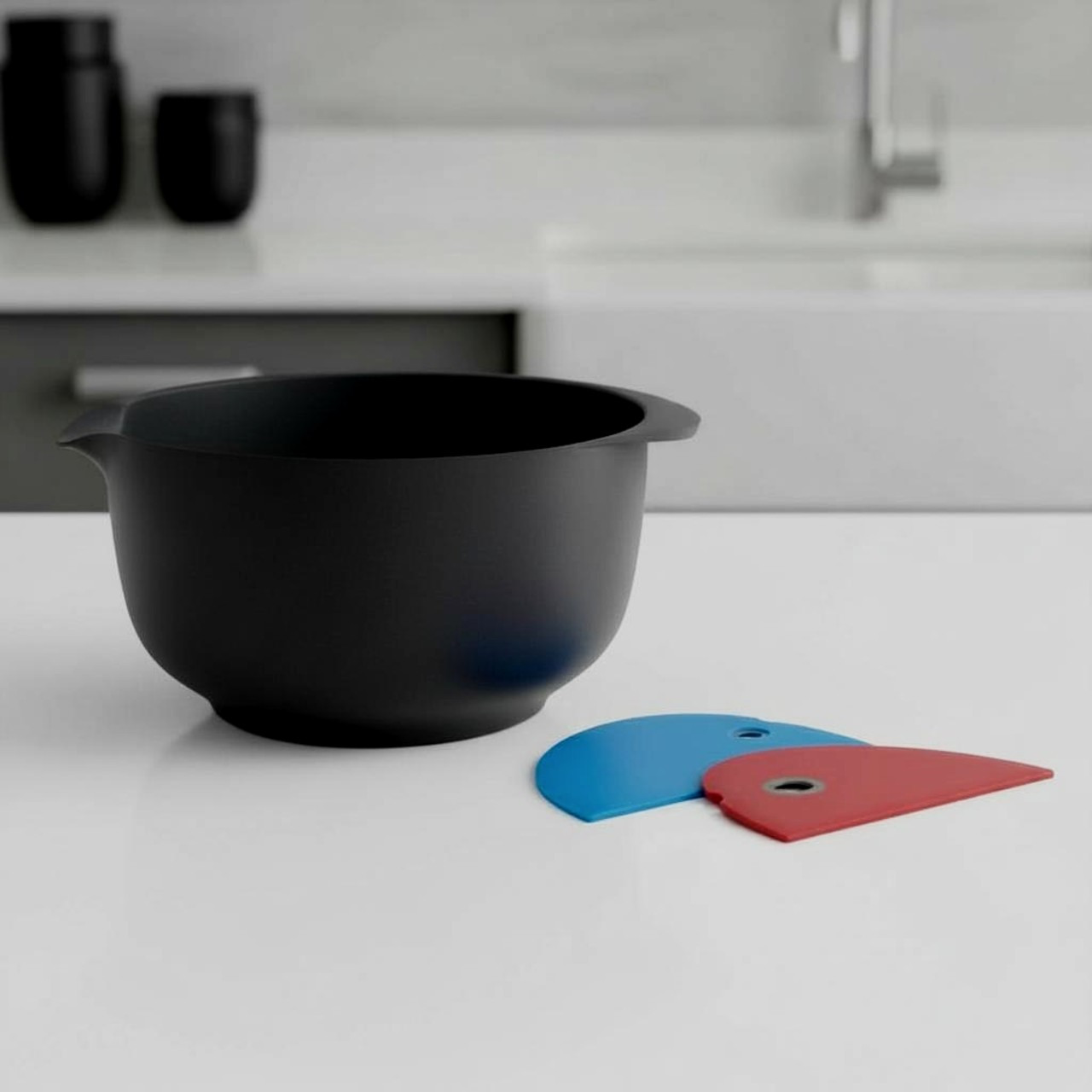 Messermeister Bowl Scraper - Thumbnail 4