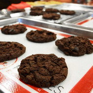 Silicone Baking Mats vs Parchment Paper: Which is right for you?