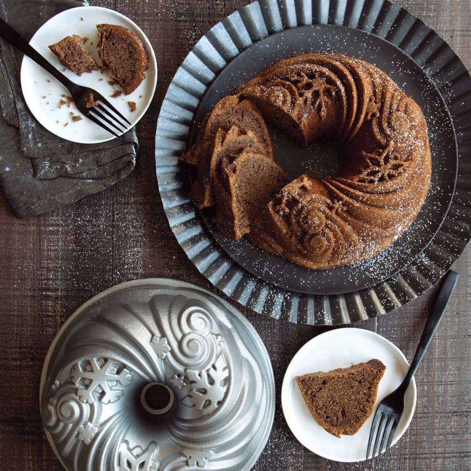 10 Cup Bundt Pan 10-15 Cup Anniversary Bundt Pan Gold – Gygi