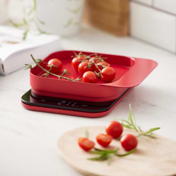 A Rosti Mensura digital scale on a kitchen counter