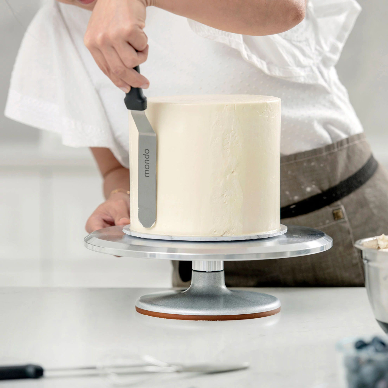 Best Buy: Cake Boss Cake Decorating Turntable Cream 59457