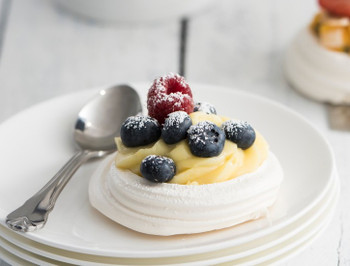 Meringue Pavlova Nests For Catering Desserts