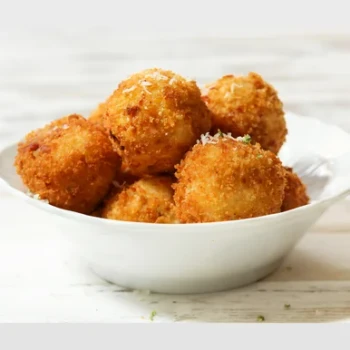 Crumbed Mashy Potato Balls 1kg
