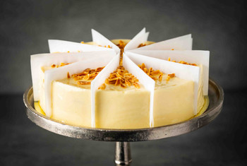 Looma's Pre-Sliced Raffaello Cake