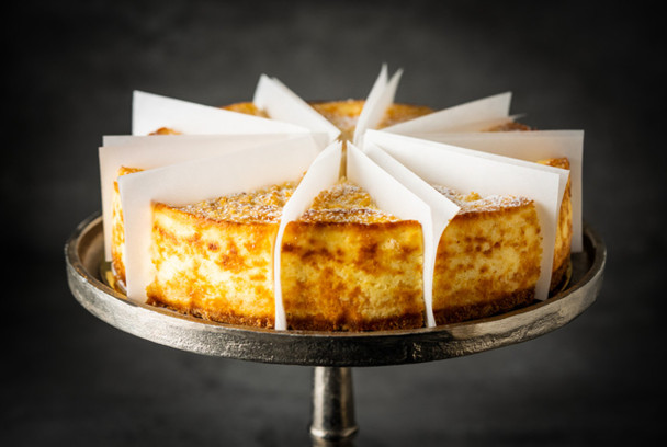 Looma's Pre-Sliced Ricotta Baked Cheesecake