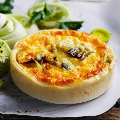 Small Leek & Cheese Quiche 6 Pack