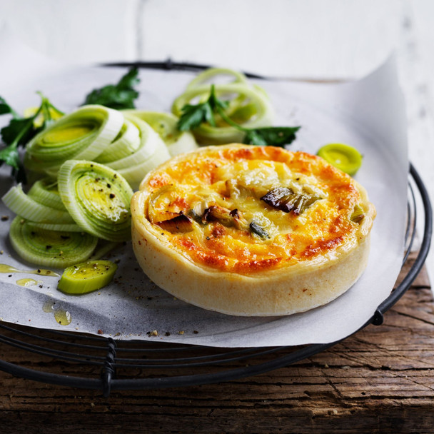 Small Leek & Cheese Quiche 6 Pack