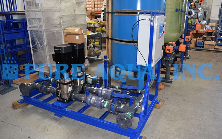 النظام المزدوج لإزالة الأيونات من المياه 140 جالـون في الدقيقة - بابوا غينيا الجديدة 