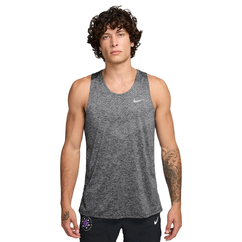 Nike Stride Dri-FIT ADV Vest | Smoke Grey/Heather/Reflective Silver — photo 2