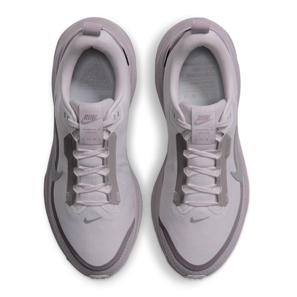 Nike Vomero 18 GORE-TEX Women's Running Shoes | Vast Grey/Silver Lilac/Metallic Silver — photo 5