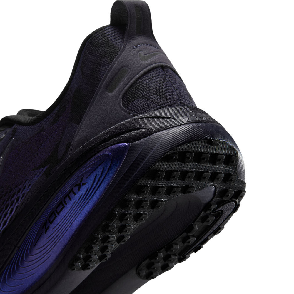 Nike Vomero 18 Men's Running Shoes | Gridiron/Black — photo 9
