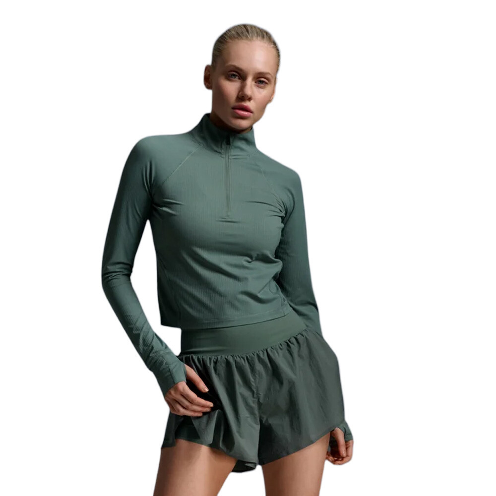 2XU Aero Waffle Women's Half Zip Top | Olive Leaf/Olive Leaf Reflective — photo 2