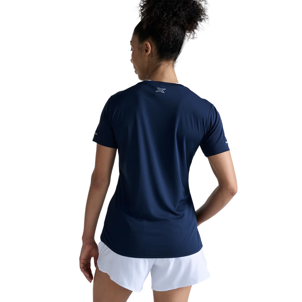 2XU Aero Women's T-Shirt | Midnight/Silver Reflective — photo 6