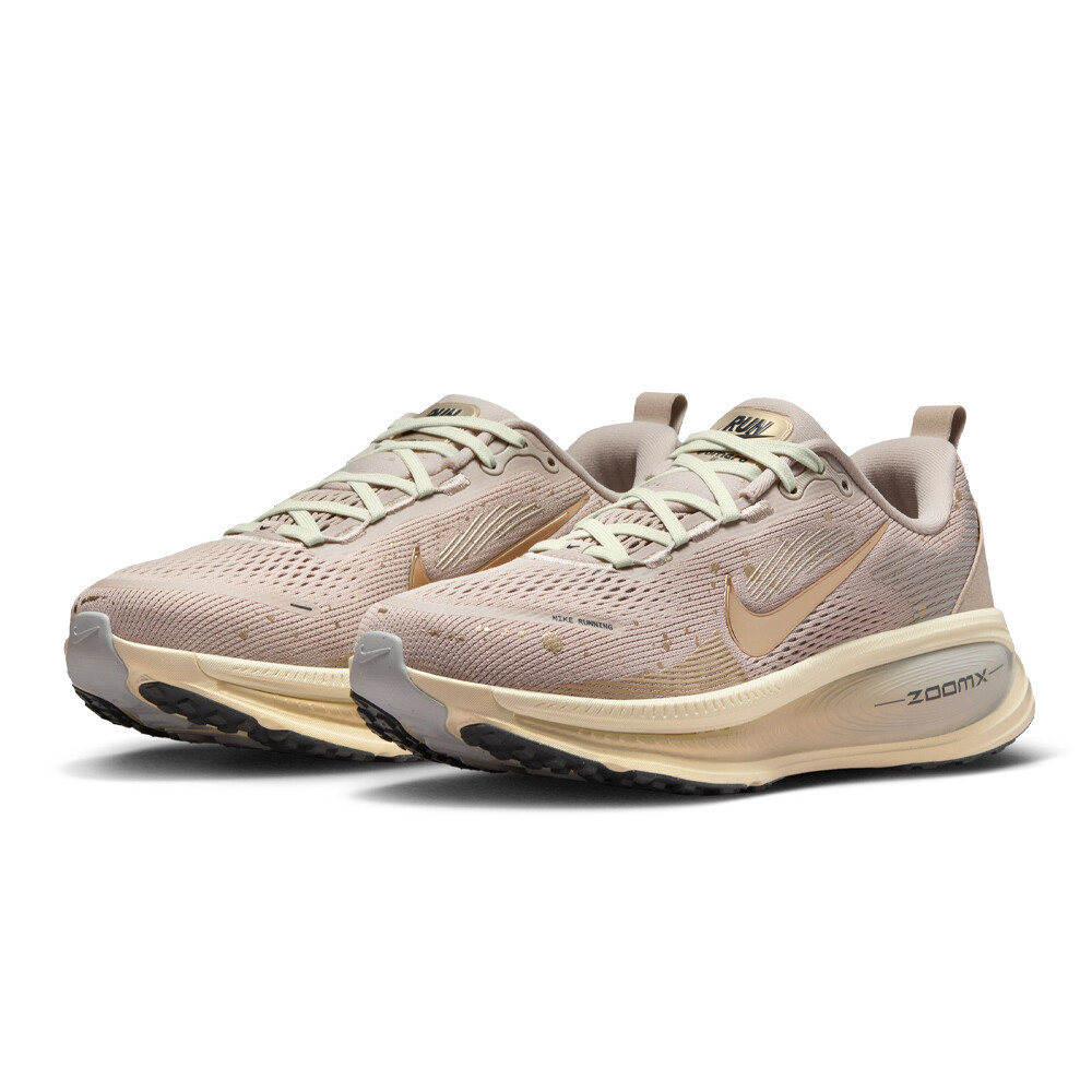 Nike Vomero 18 SE Women's Running Shoes | Cream Ii/Metallic Gold Grain/Coconut Milk